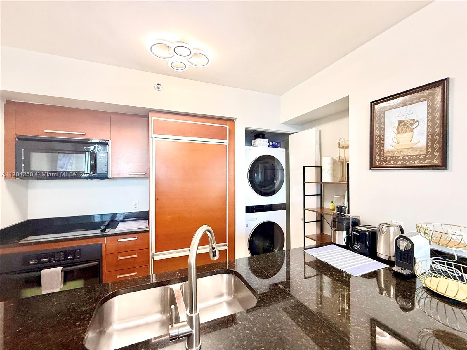 1830 S Ocean Dr 1709 Property Photo 19