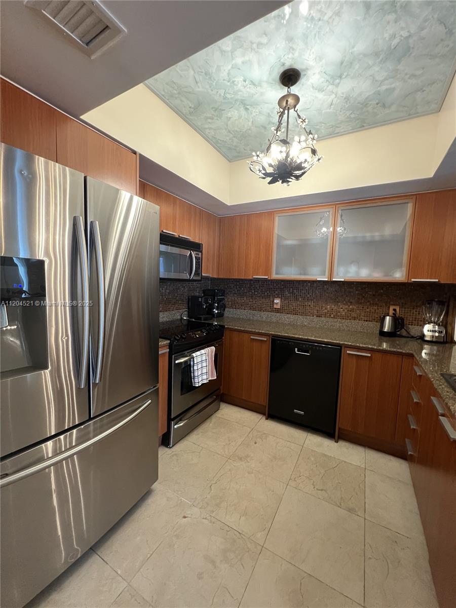 16699 Collins Ave 2704 Property Photo 6