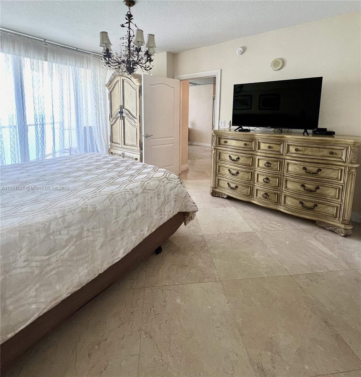 16699 Collins Ave 2704 Property Photo 10