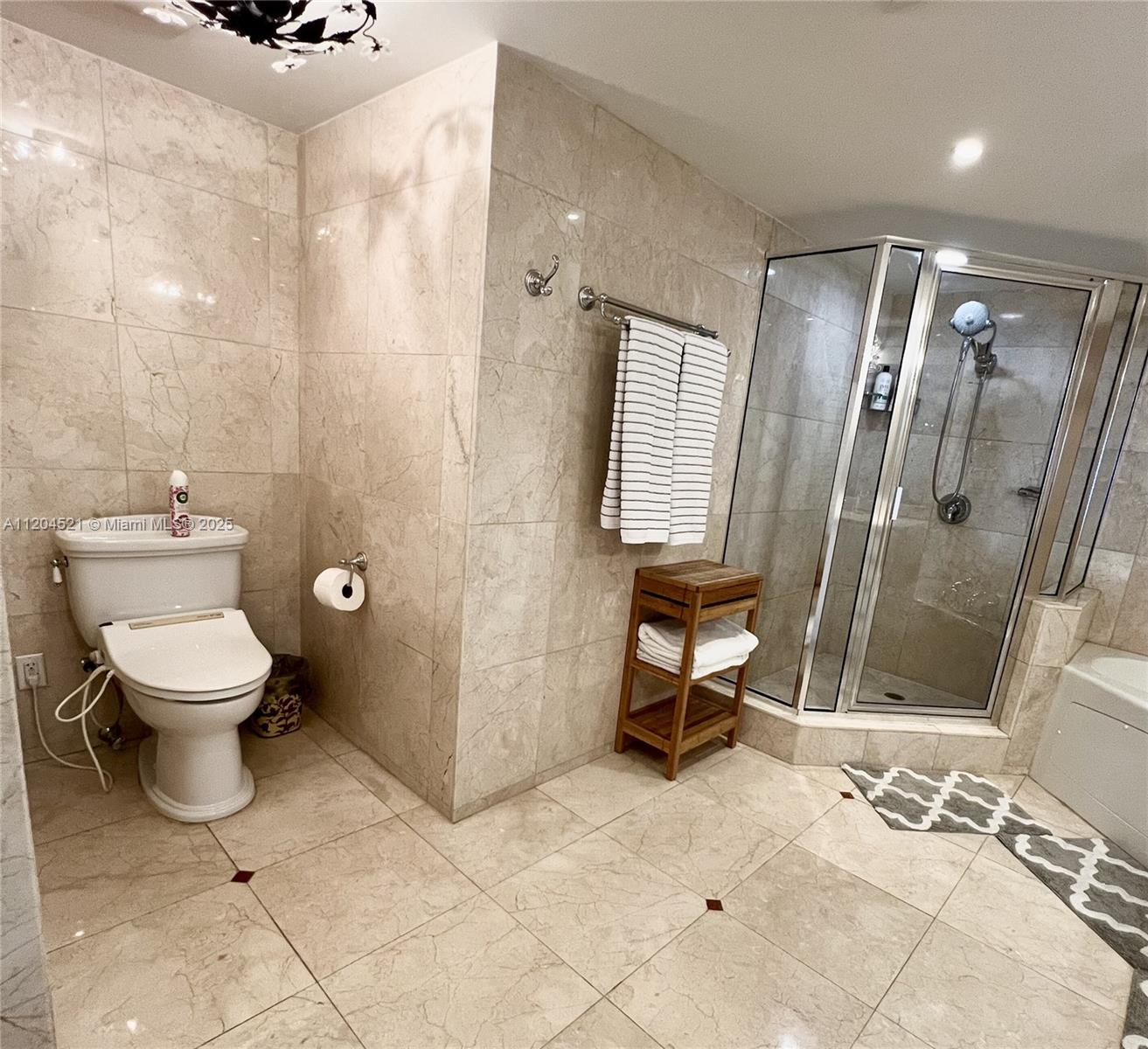 16699 Collins Ave 2704 Property Photo 15