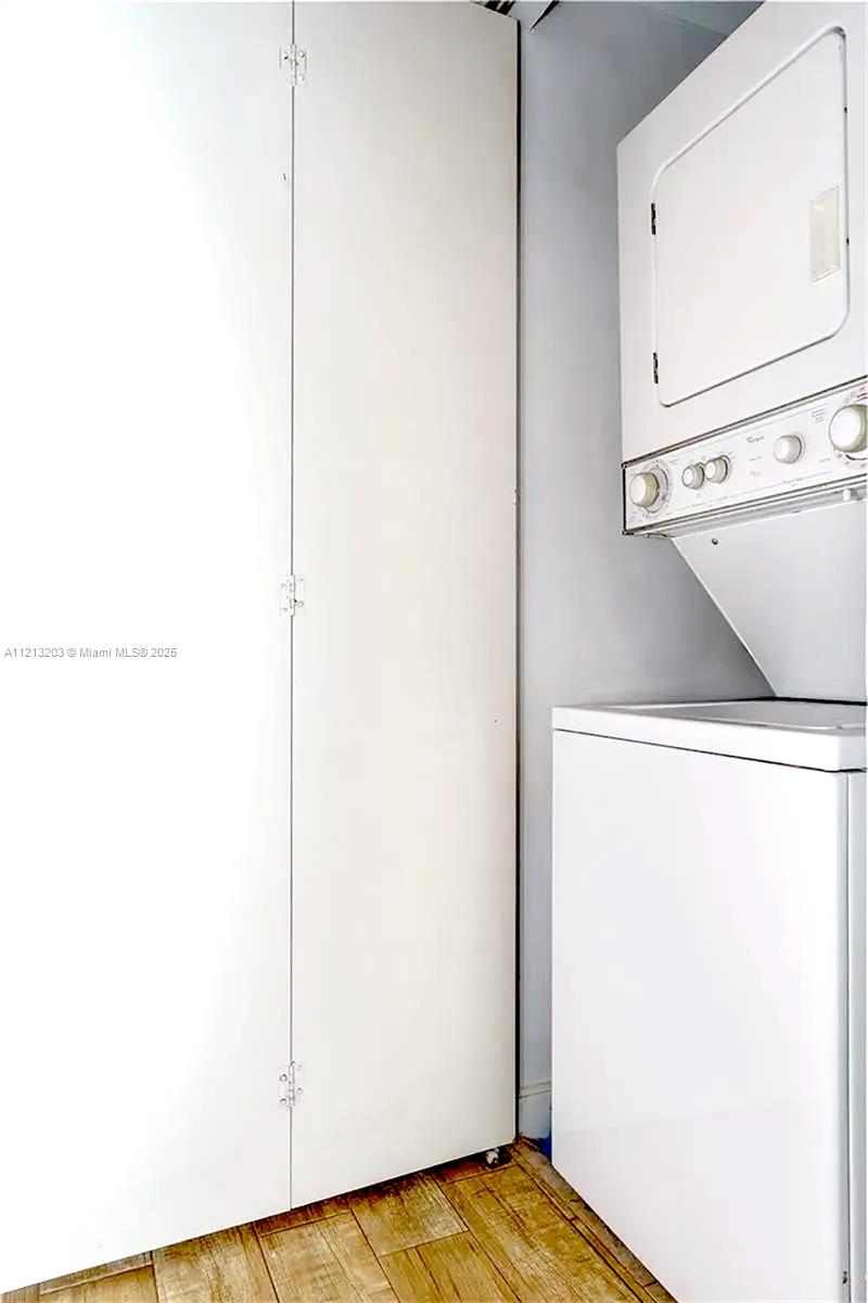 50 Biscayne Blvd 605 Property Photo 18