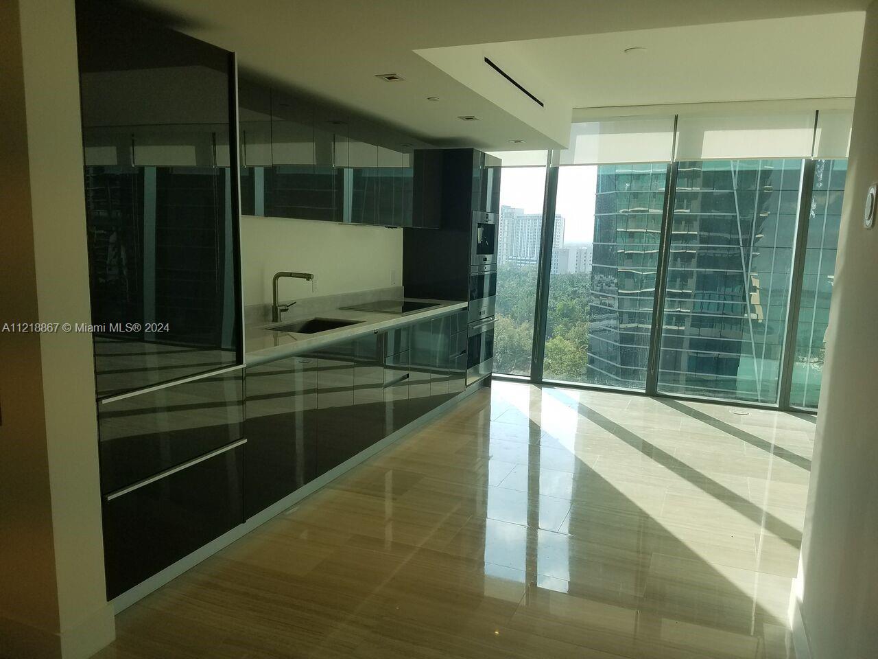 1451 Brickell Ave 1206 Property Photo 6