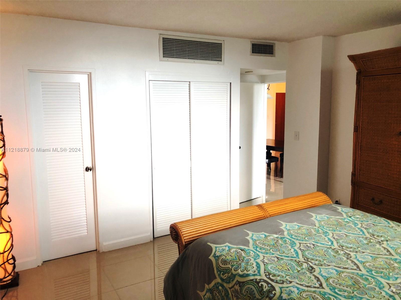 3901 S Ocean Dr 3l Property Photo 19