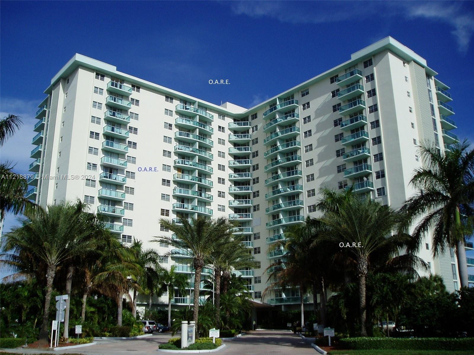 3901 S Ocean Dr 3l Property Photo 40