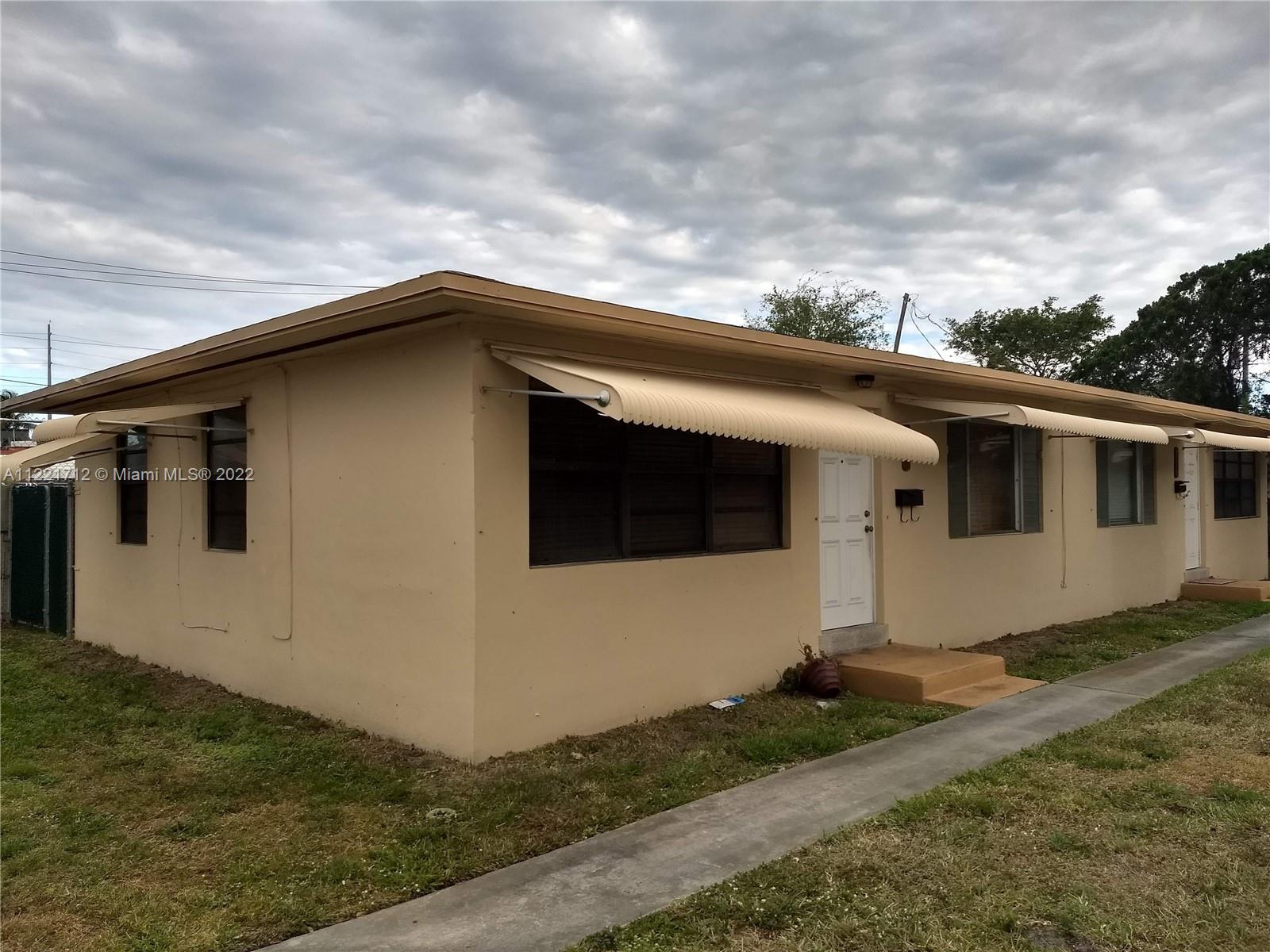 2212 Johnson St Property Photo 1