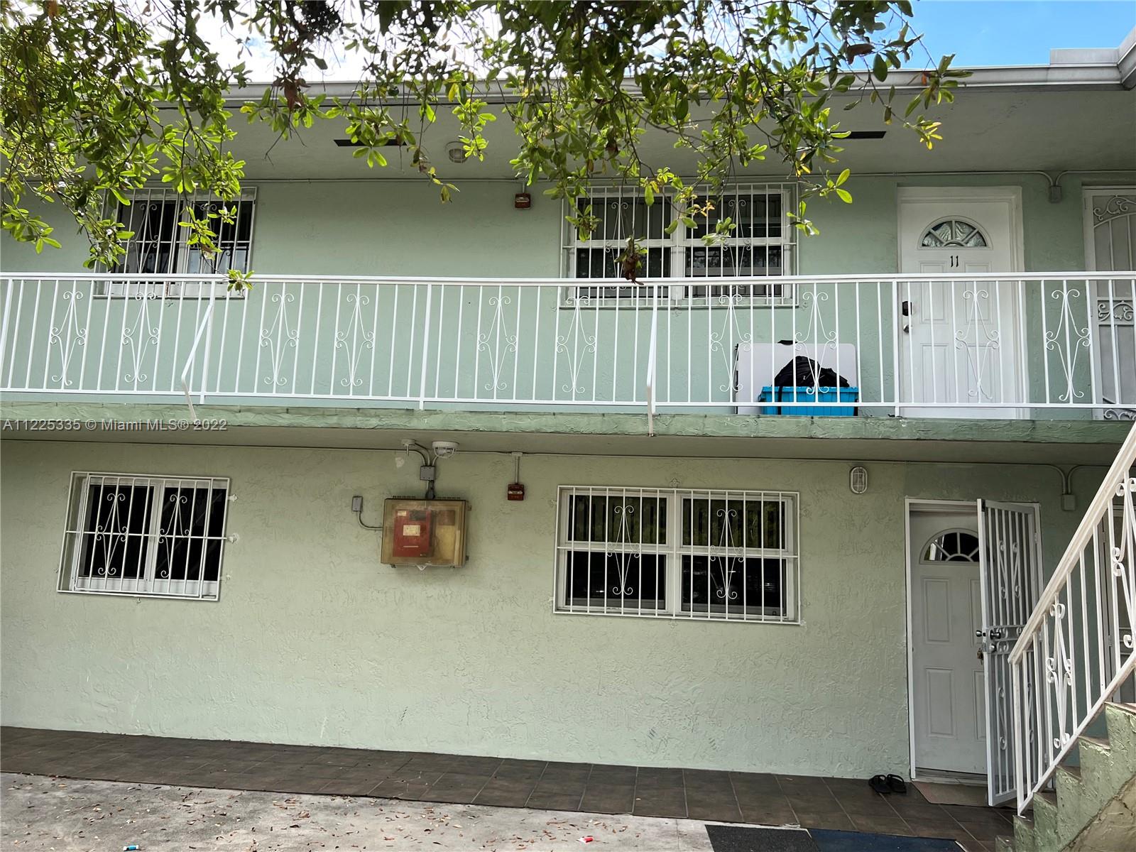 5513 Ne Miami Pl 4 Property Photo 1