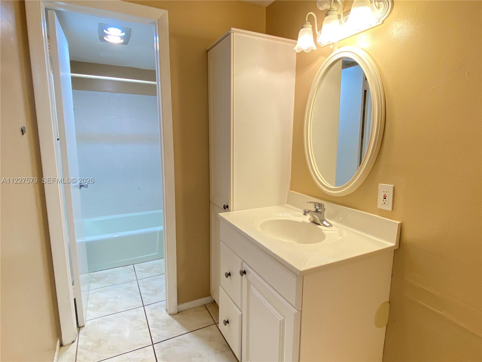 6289 Lear Dr 306 Property Photo 11