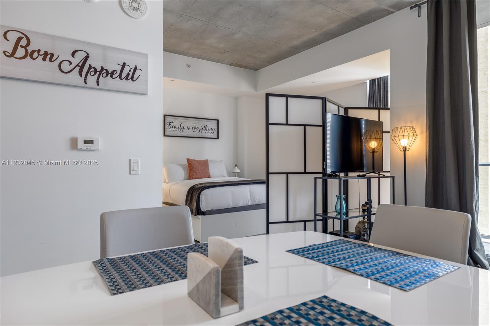 151 Se 1st St 809 Property Photo 20