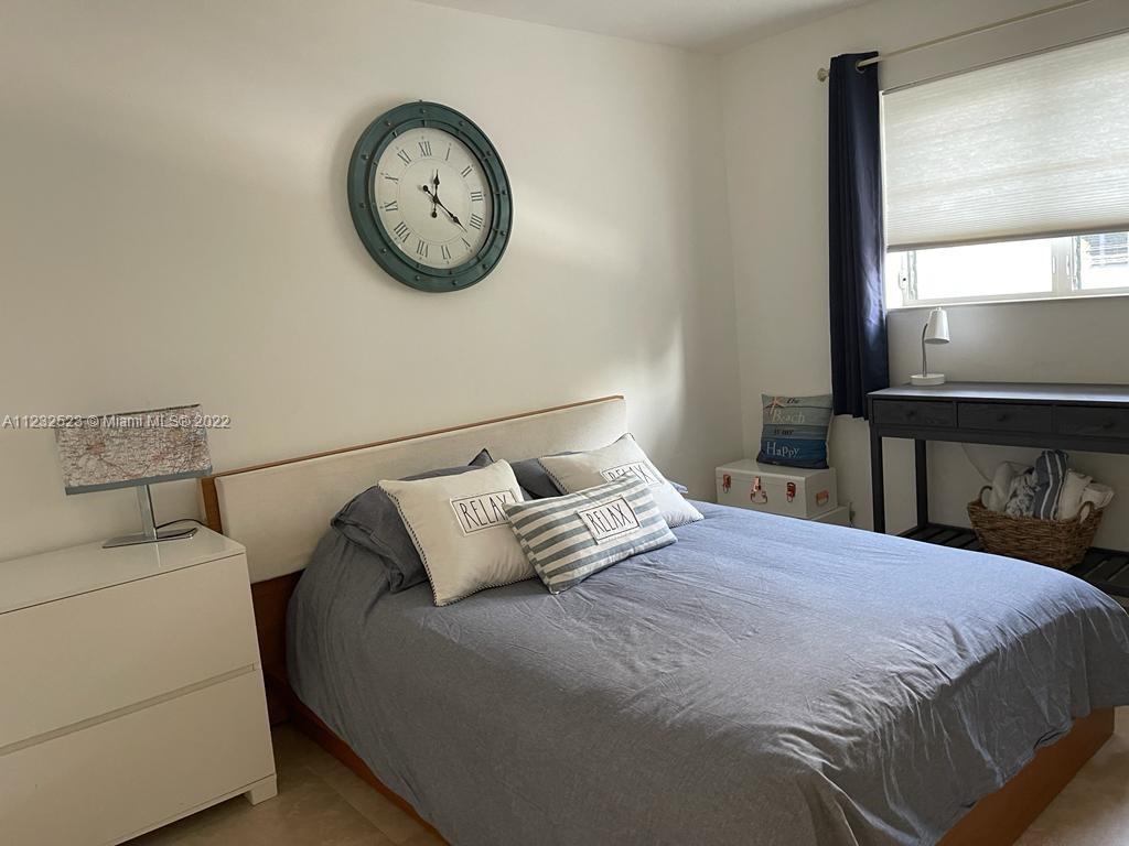 100 Sunrise Dr 25 Property Photo 18