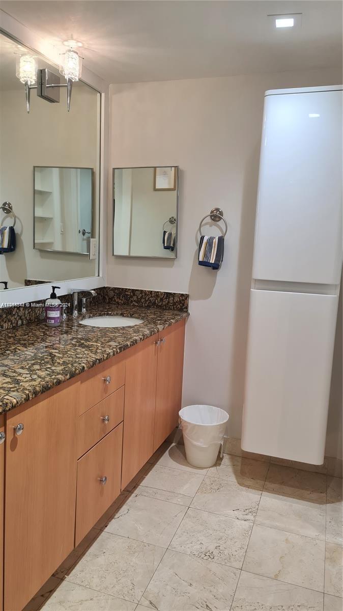 6917 Collins Ave 809 Property Photo 21