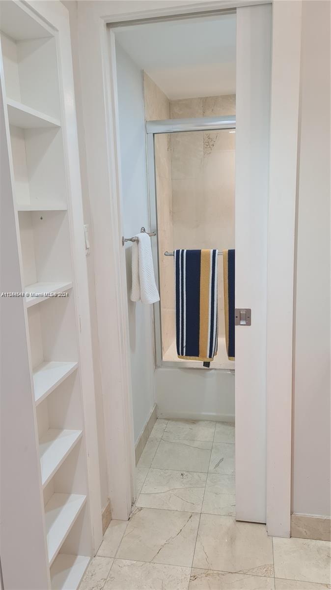 6917 Collins Ave 809 Property Photo 23