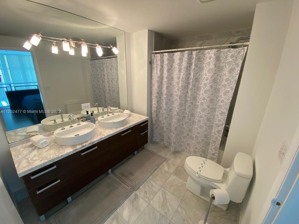 244 Biscayne Blvd 643 Property Photo 12