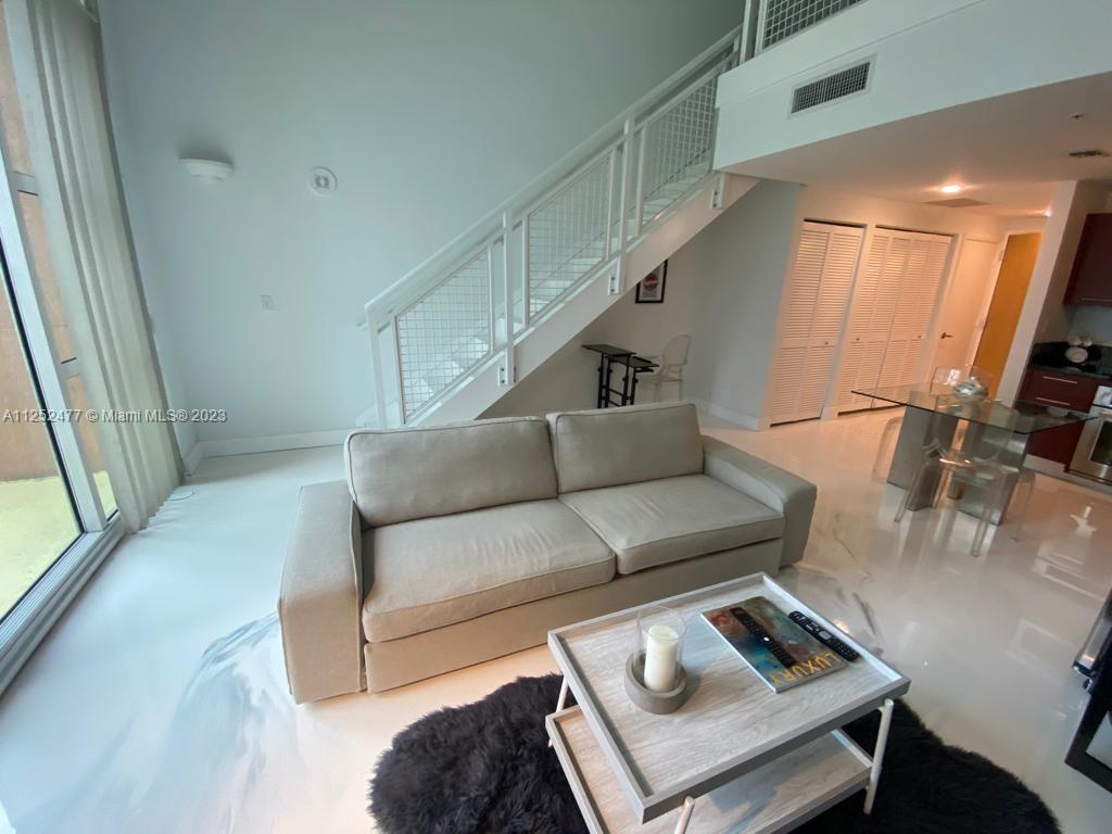 244 Biscayne Blvd 643 Property Photo 18
