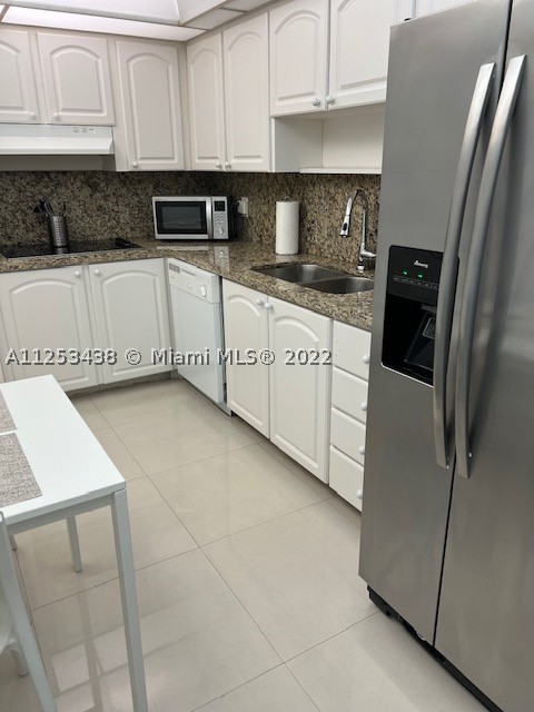 3801 S Ocean Dr 3c Property Photo 6
