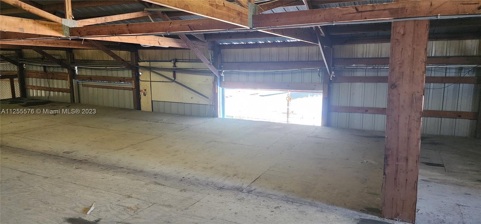 10660 Summerland Dr Property Photo 16