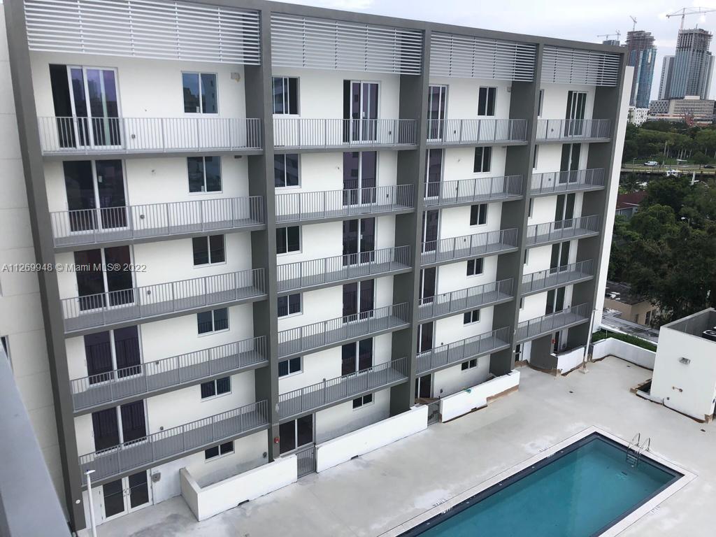 A11269948 Property Photo 23