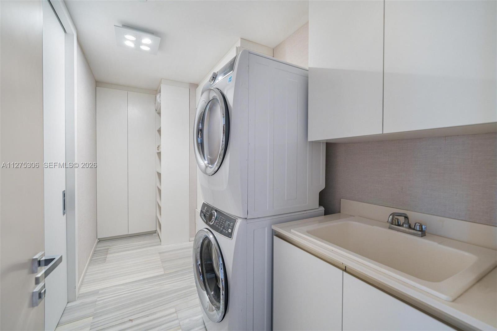 18975 E Collins Ave 3802 Property Photo 42