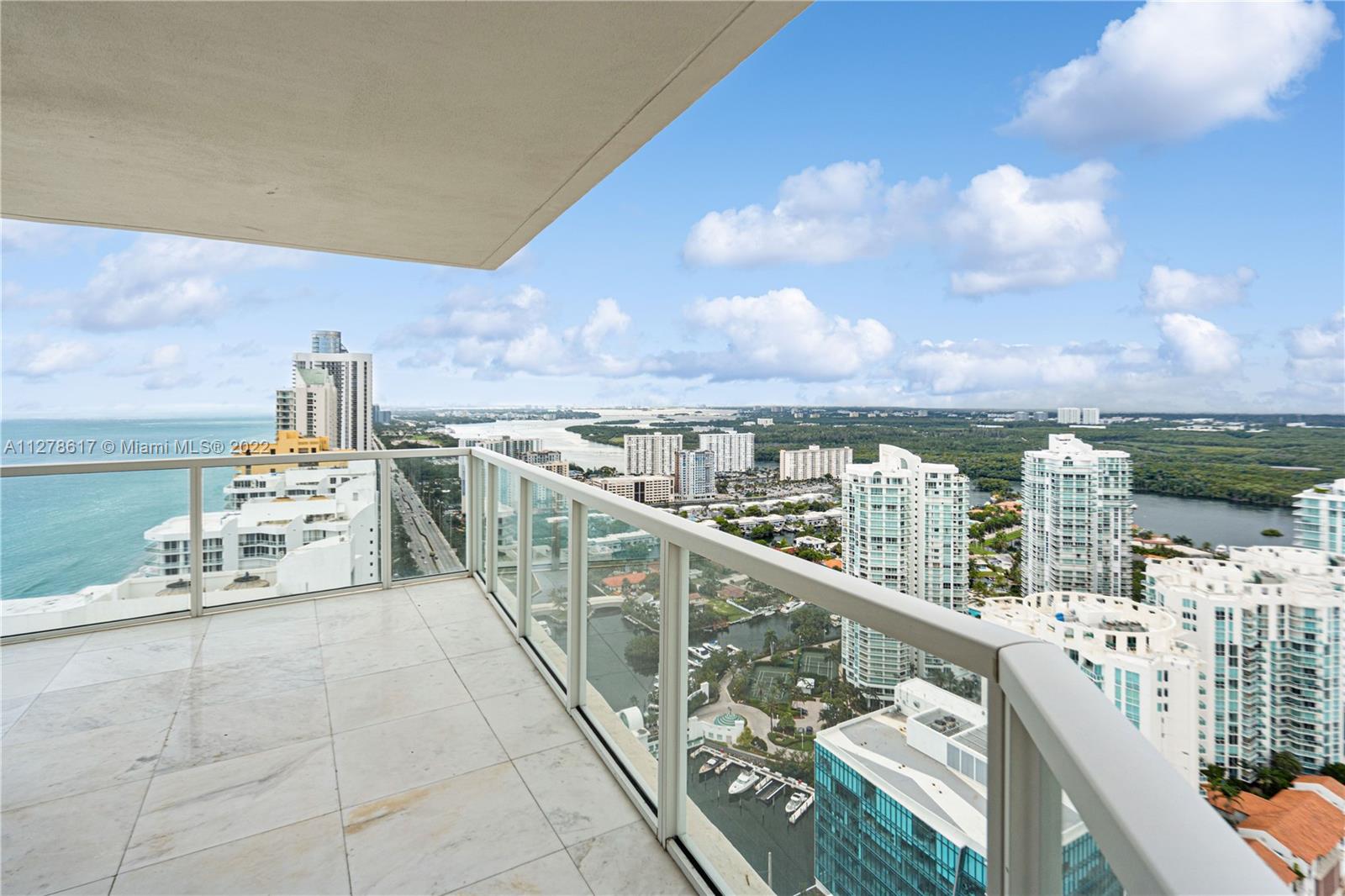 16699 Collins Ave 4108 Property Photo 4