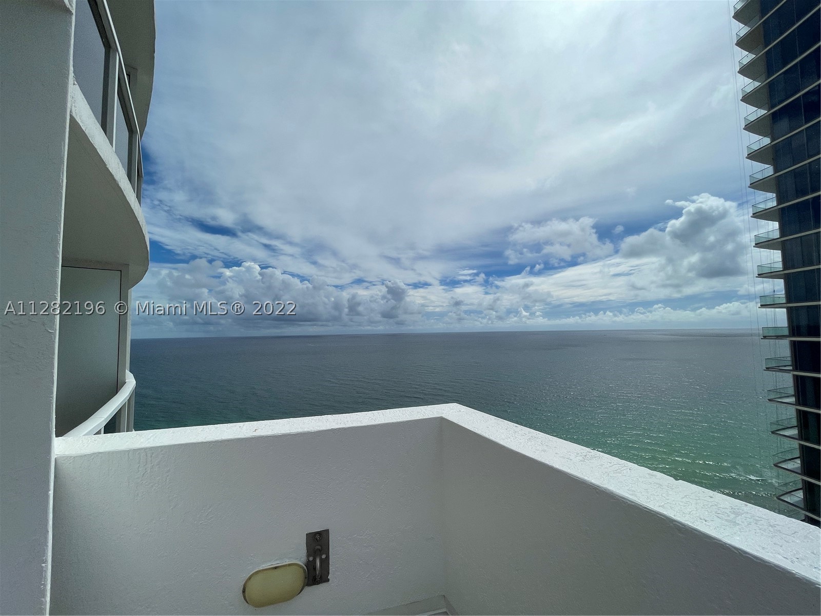 18001 Collins Ave 2912+terrace Property Photo 6