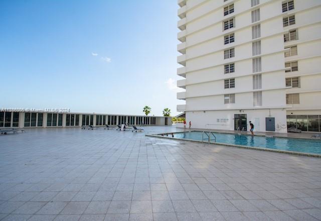 5601 Collins Ave 1206 Property Photo 27