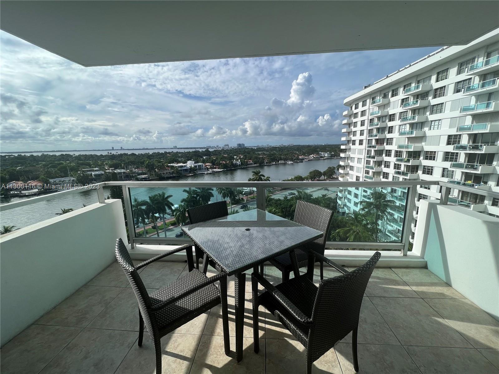 A11300116 Property Photo 4