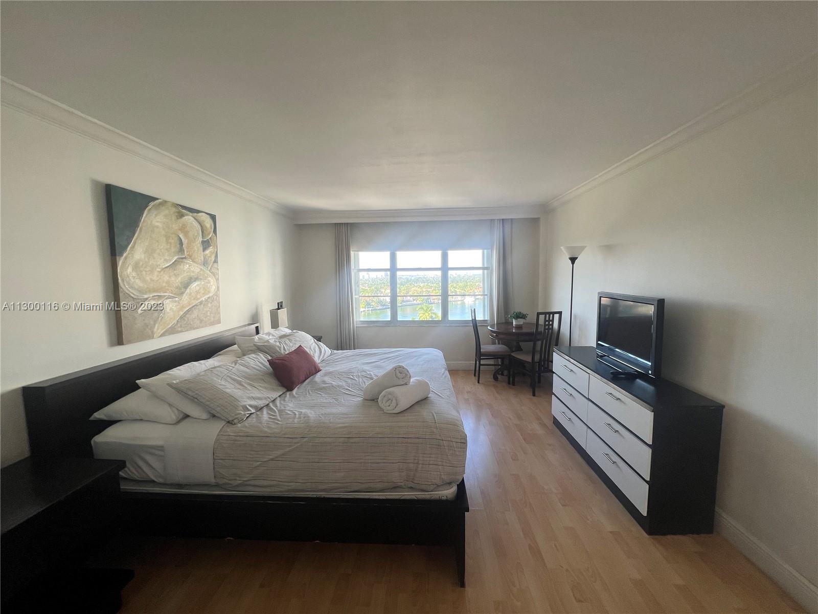 A11300116 Property Photo 9