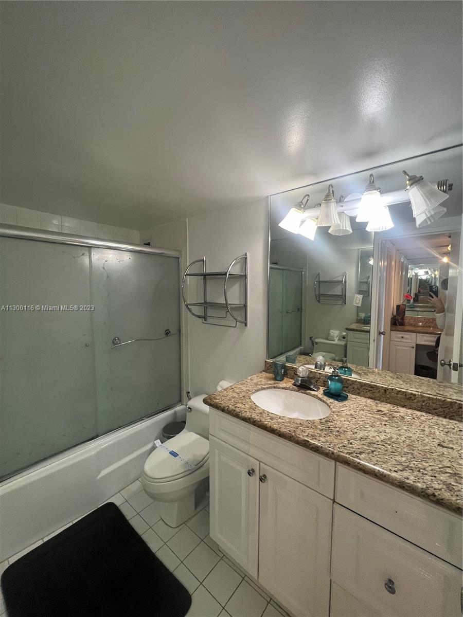 A11300116 Property Photo 13