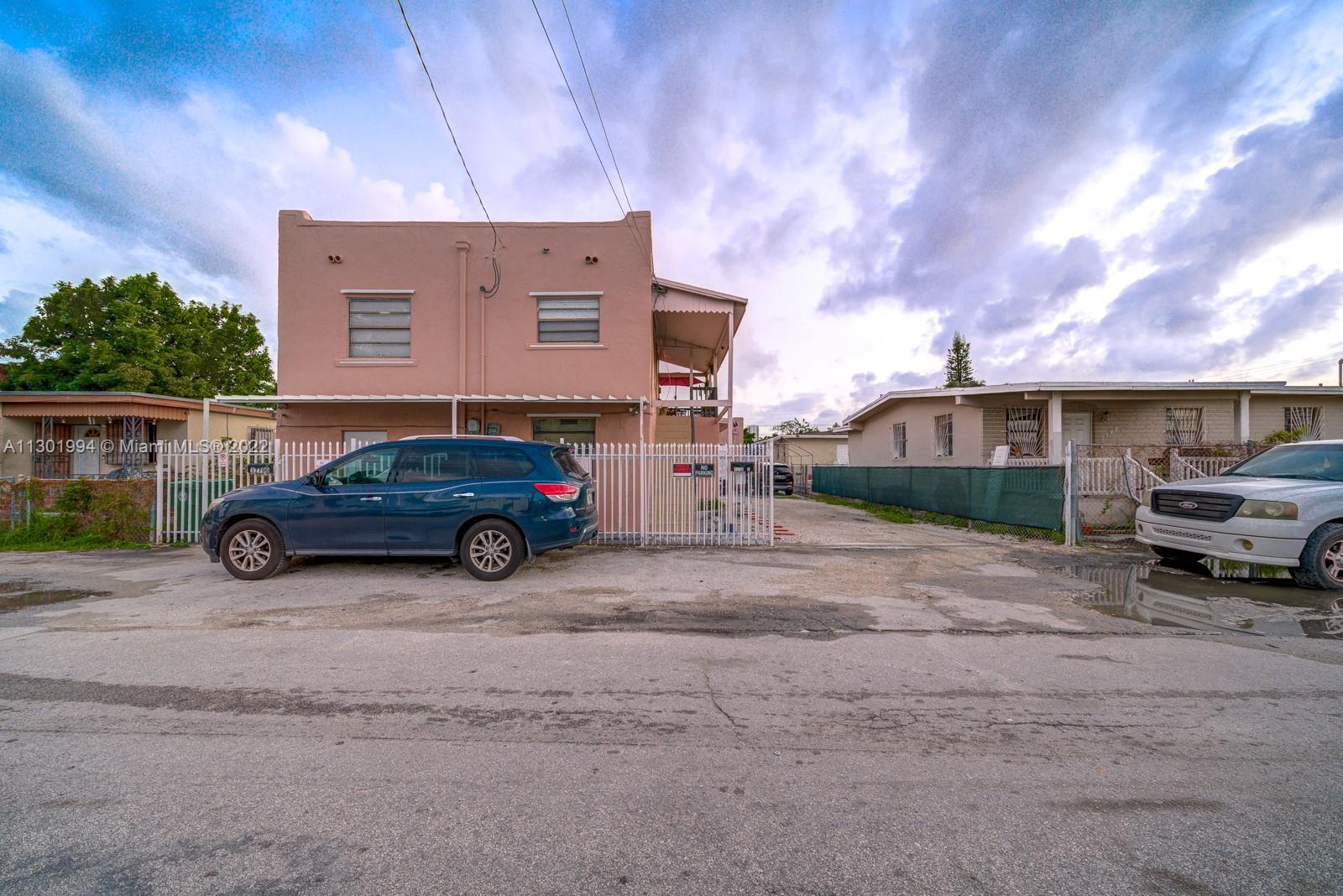 1773 Nw 19 St Property Photo 23