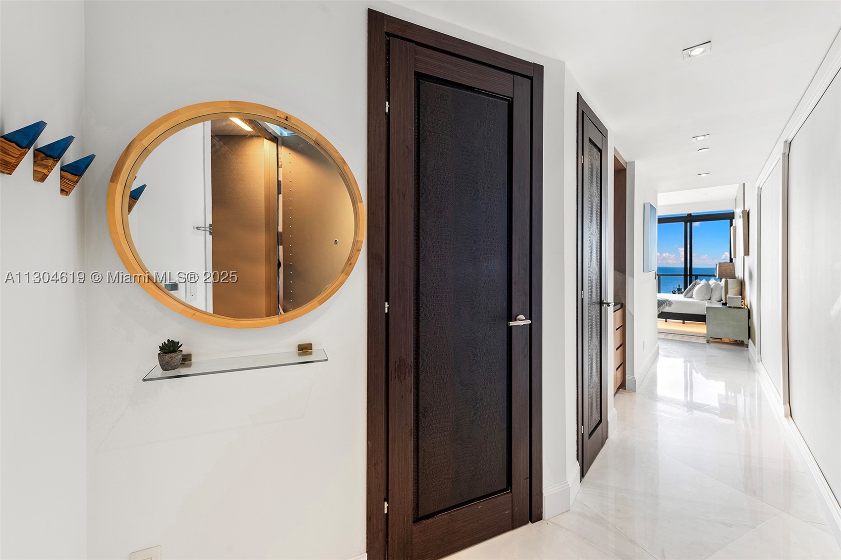 2201 Collins Ave 1926/ph- Property Photo 6