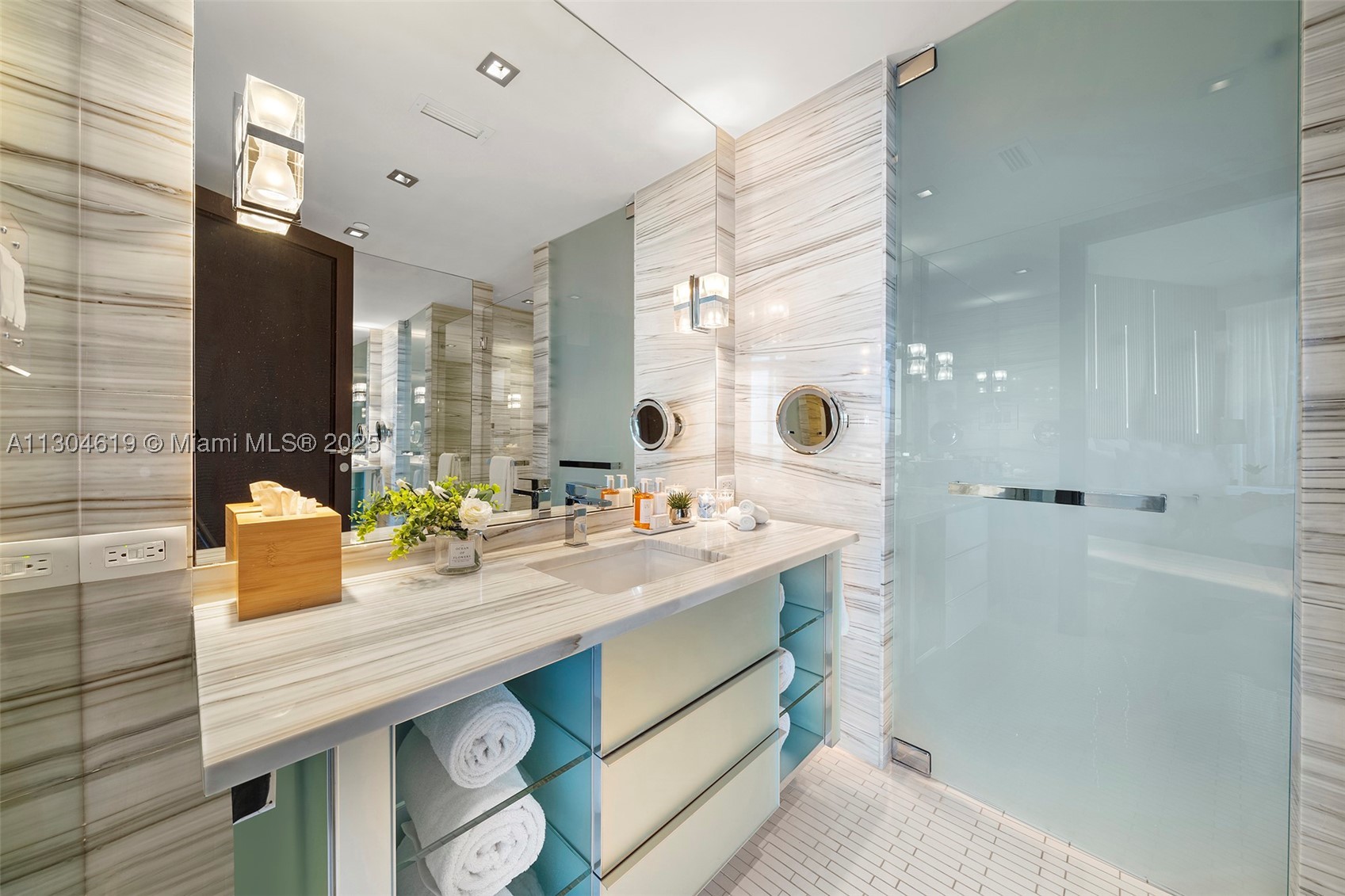 2201 Collins Ave 1926/ph- Property Photo 41