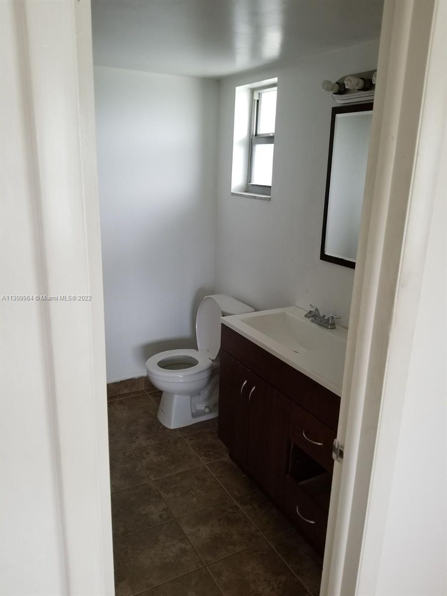 5790 Stirling Rd 314 Property Photo 3