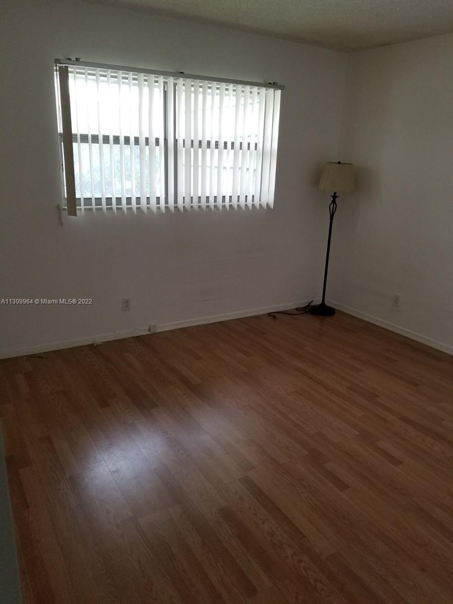 5790 Stirling Rd 314 Property Photo 5
