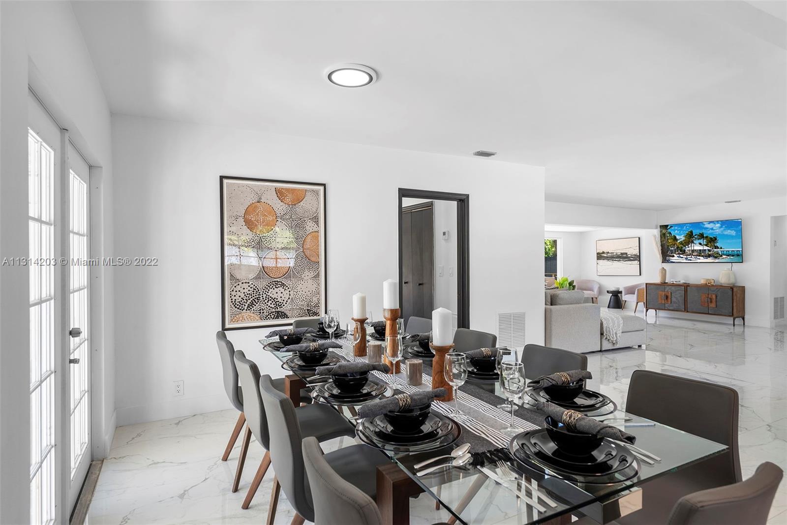 1308 Seabreeze Blvd Property Photo 13