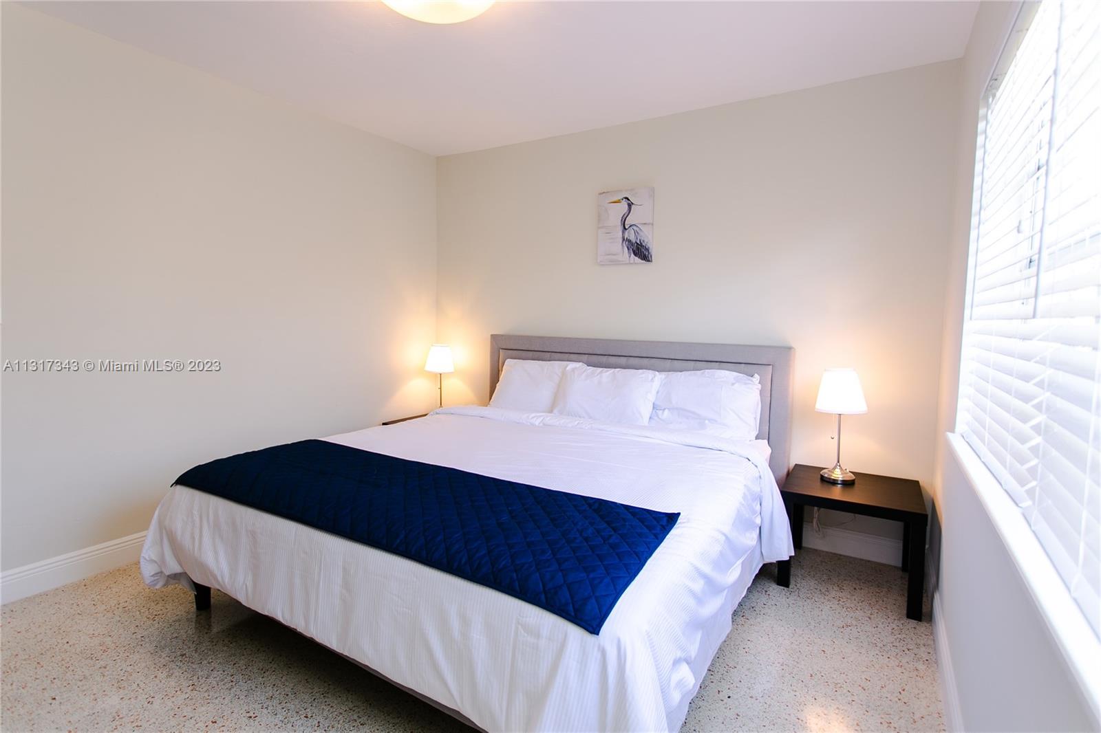 951 Washington St Property Photo 11