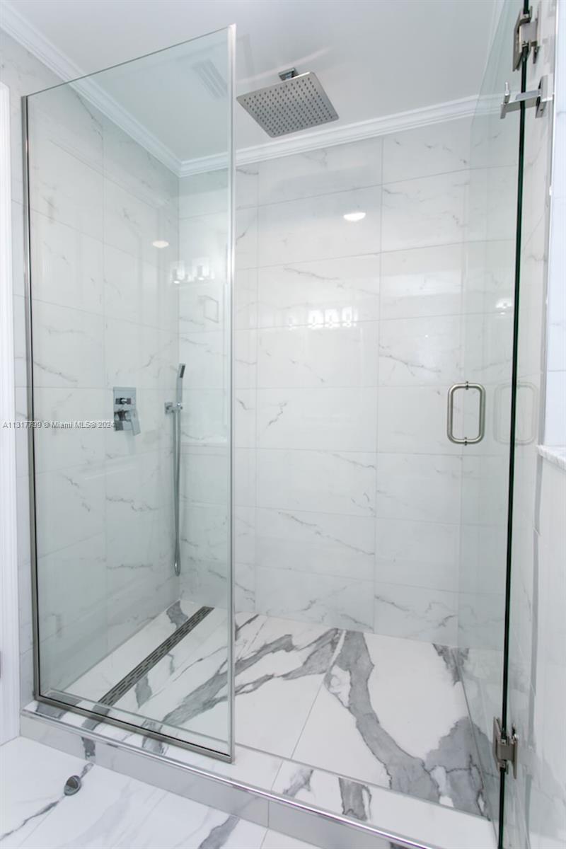 1022 Adams St Property Photo 25
