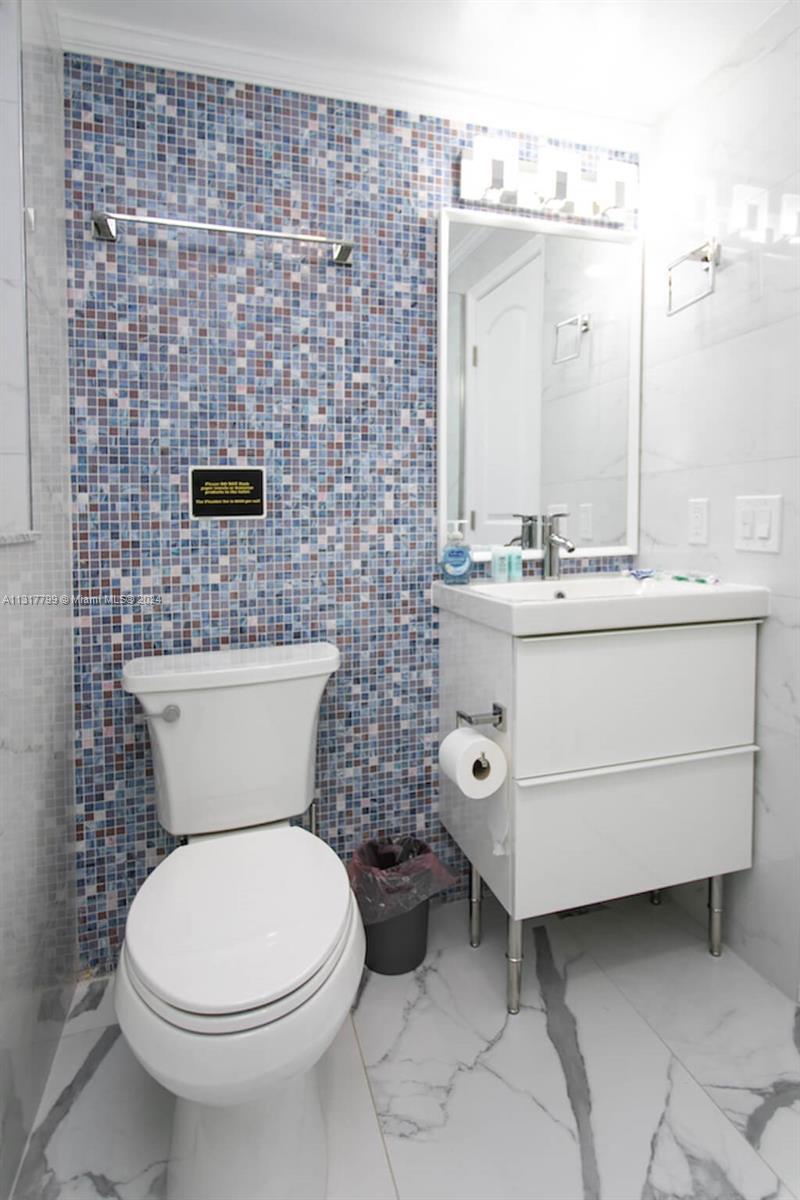 1022 Adams St Property Photo 26