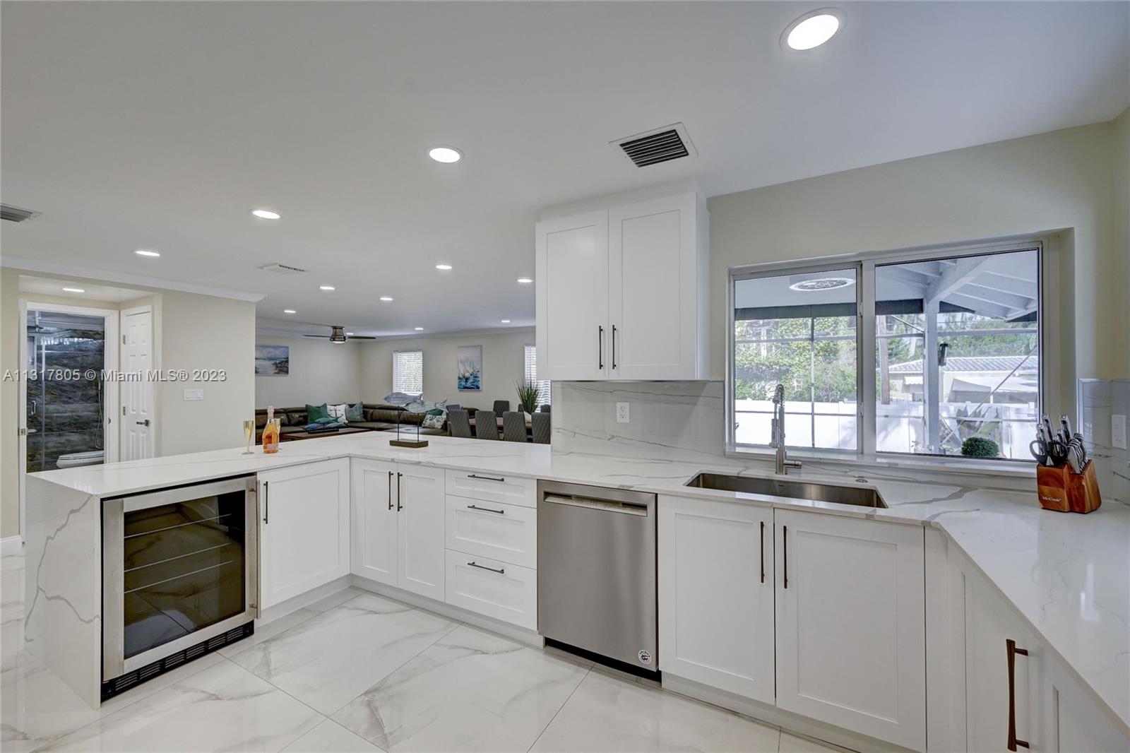 1109 Hollywood Blvd Property Photo 27