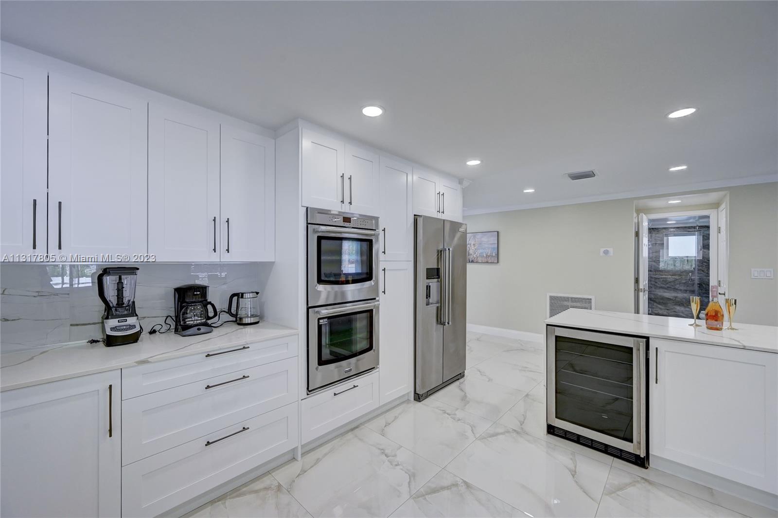 1109 Hollywood Blvd Property Photo 28