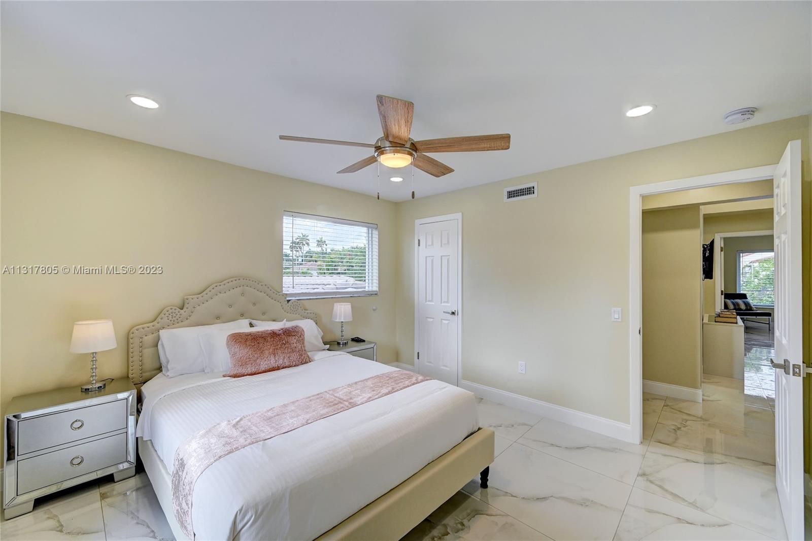 1109 Hollywood Blvd Property Photo 46