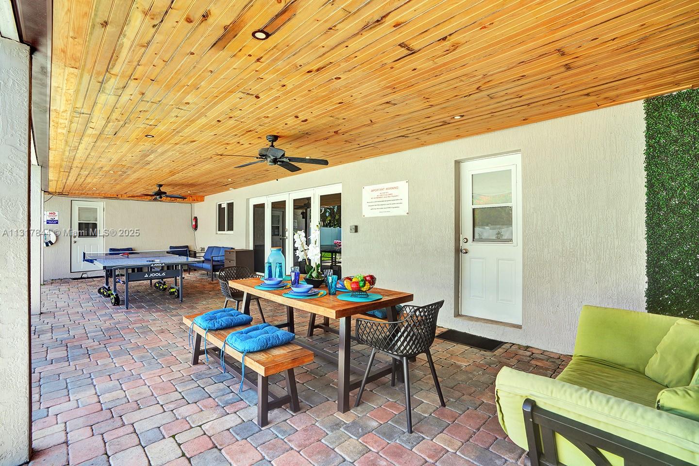 1301 Rodman St Property Photo 8