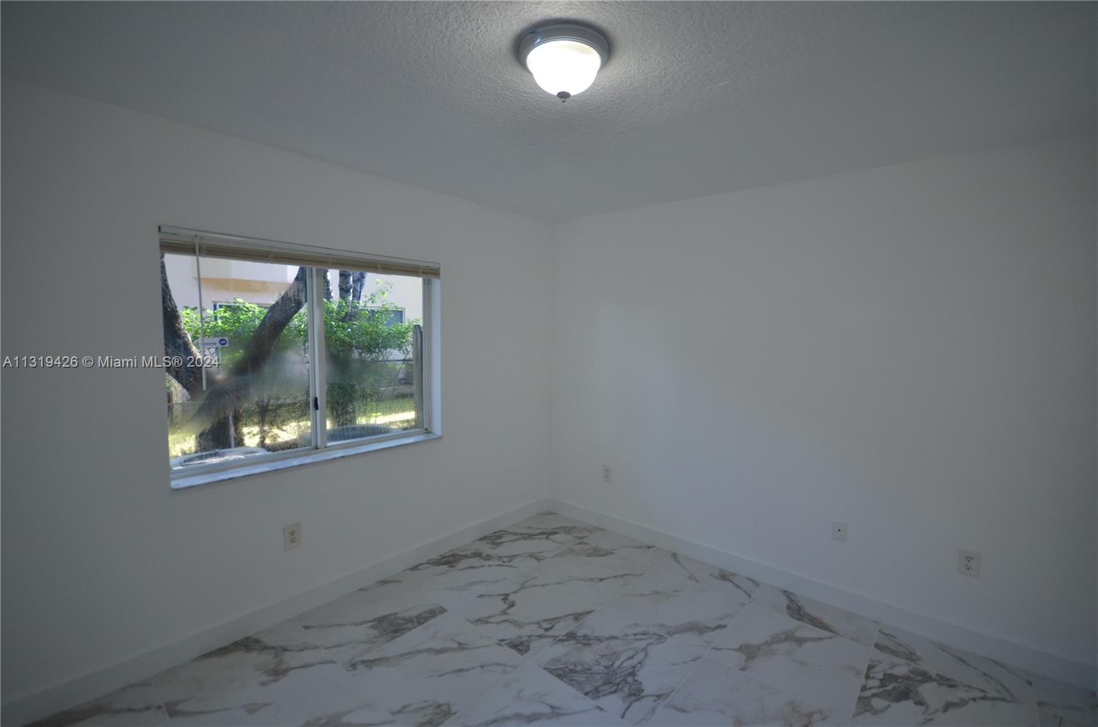 1241 Se 29th St 102 Property Photo 17