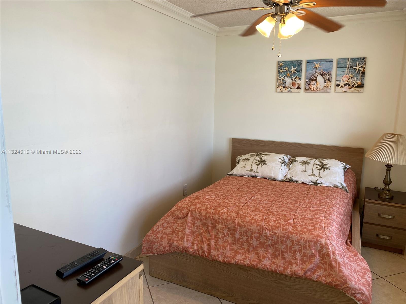 A11324010 Property Photo 8