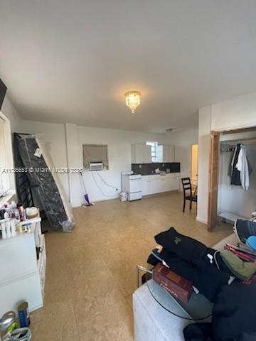 2811 Indian Creek Dr Property Photo 8