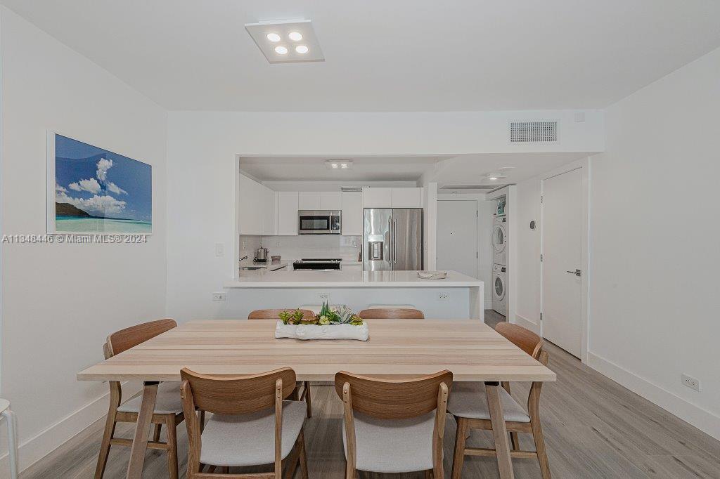 2301 Collins Ave 1115 Property Photo 18