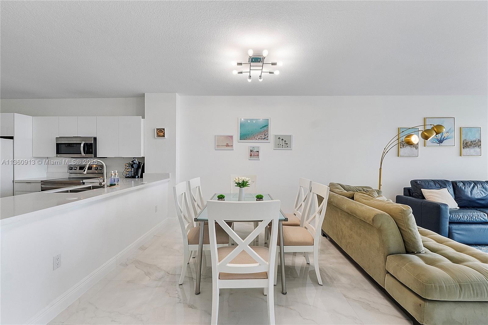 17050 N Bay Rd 807 Property Photo 6