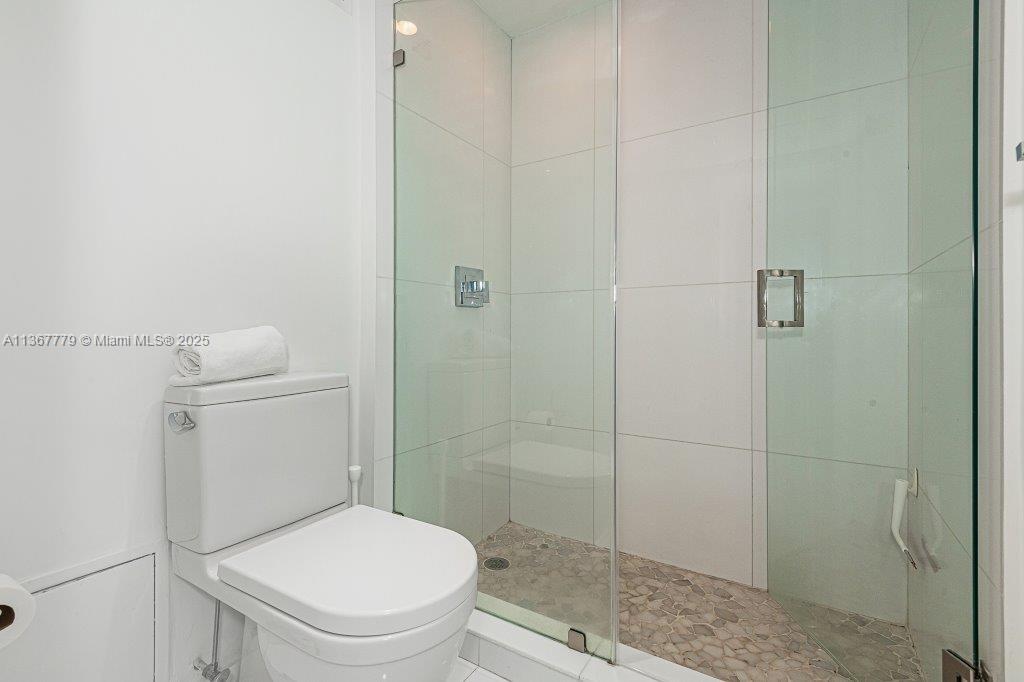 2301 Collins Ave 1032 Property Photo 19