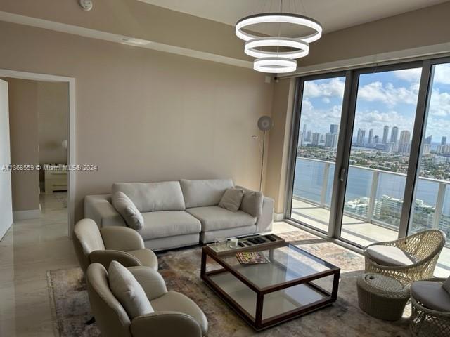 16385 Biscayne Blvd 7 Property Photo 21