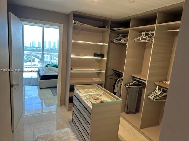 16385 Biscayne Blvd 7 Property Photo 40