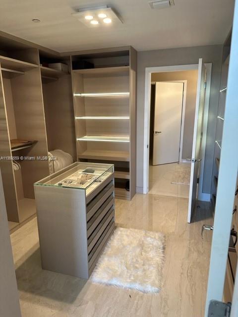 16385 Biscayne Blvd 7 Property Photo 45