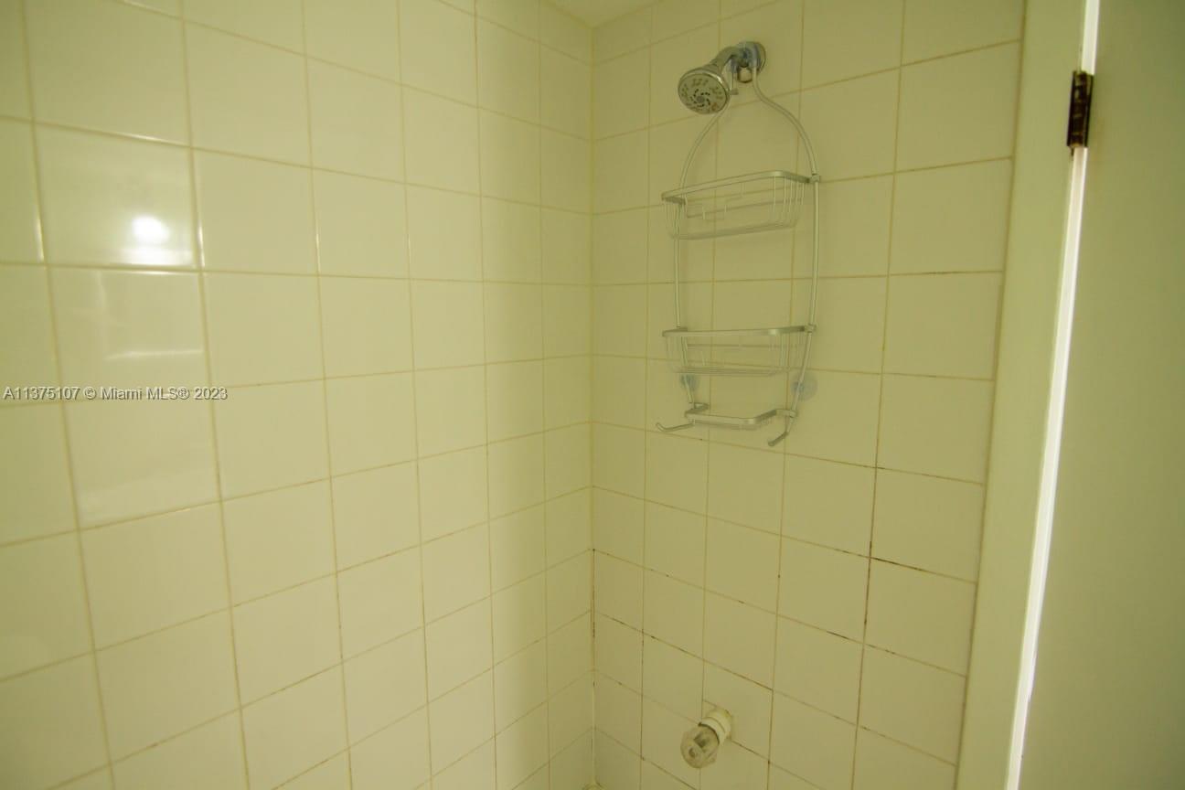 753 Michigan Ave 2d Property Photo 15